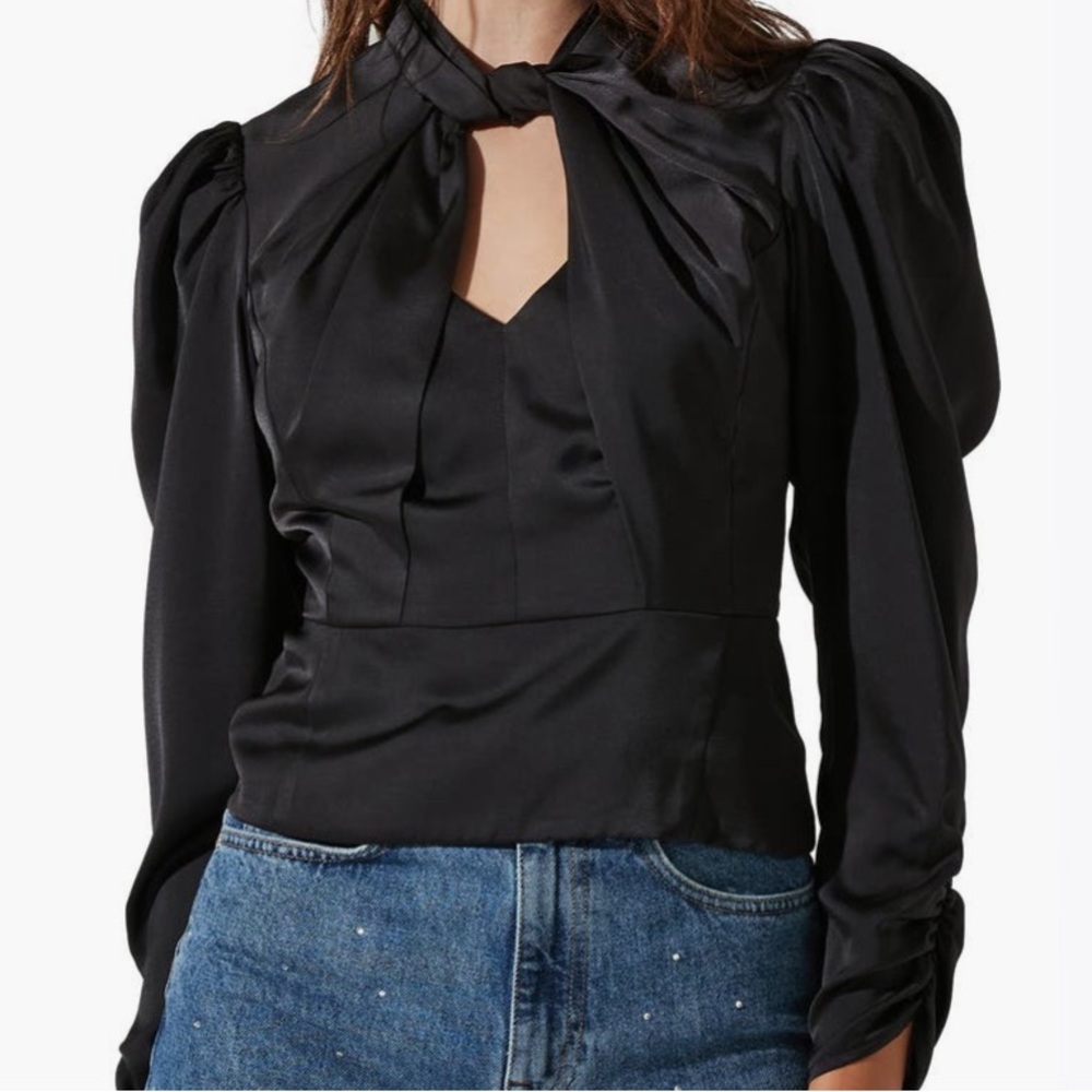 ASTR Twist Mock Neck Cutout Peplum Top